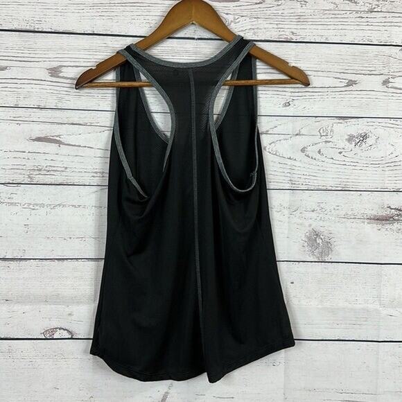 Old Navy Tank Womens Medium Black Gray Light Weight Racer Back Active - Picture 3 of 8